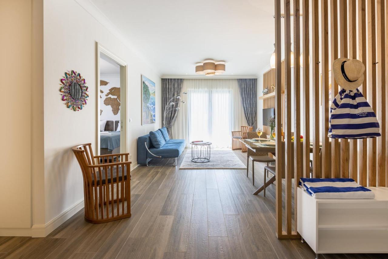 Lustica Apartments Central 蒂瓦特 外观 照片