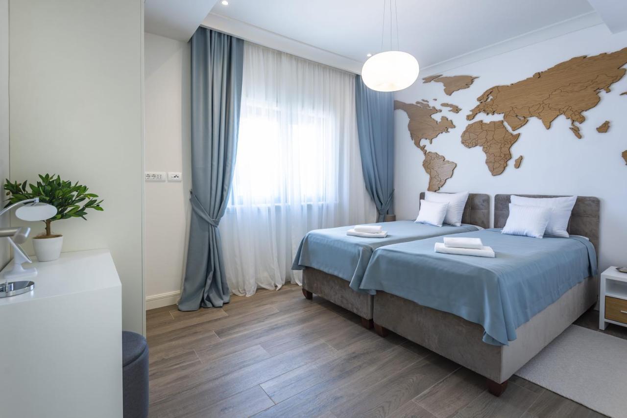 Lustica Apartments Central 蒂瓦特 外观 照片