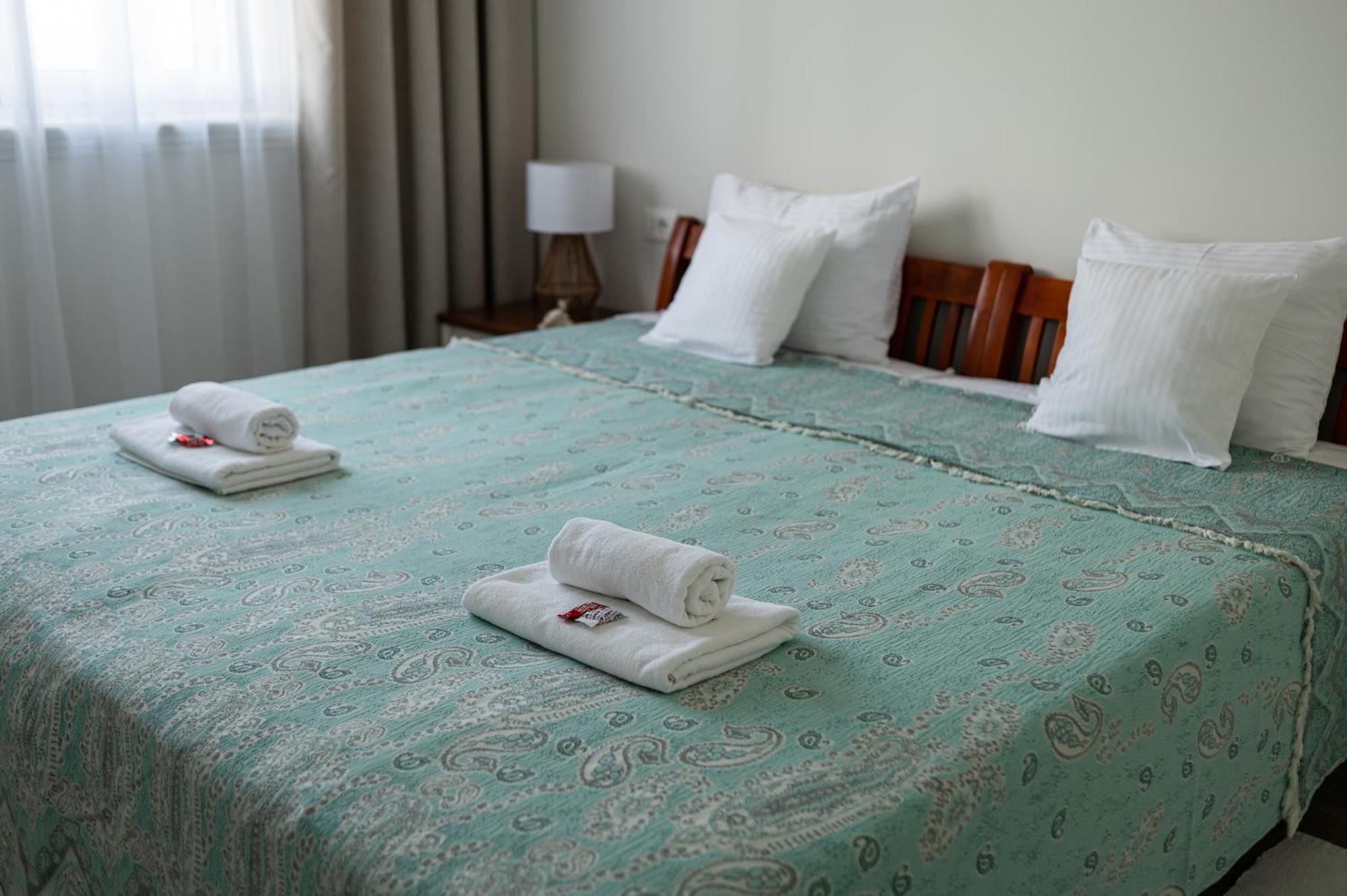 Lustica Apartments Central 蒂瓦特 外观 照片